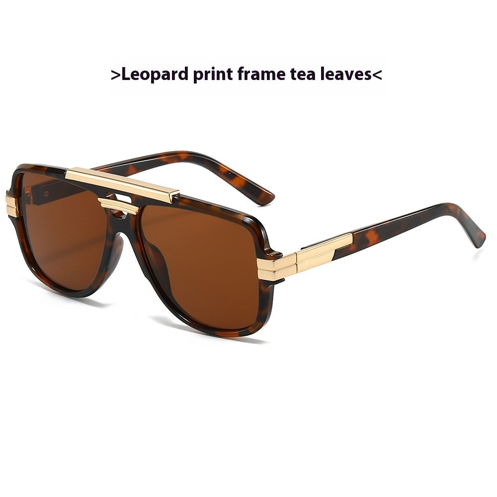 Lunettes de soleil rétro carrées noires protection UV400, style vintage streetwear années 70